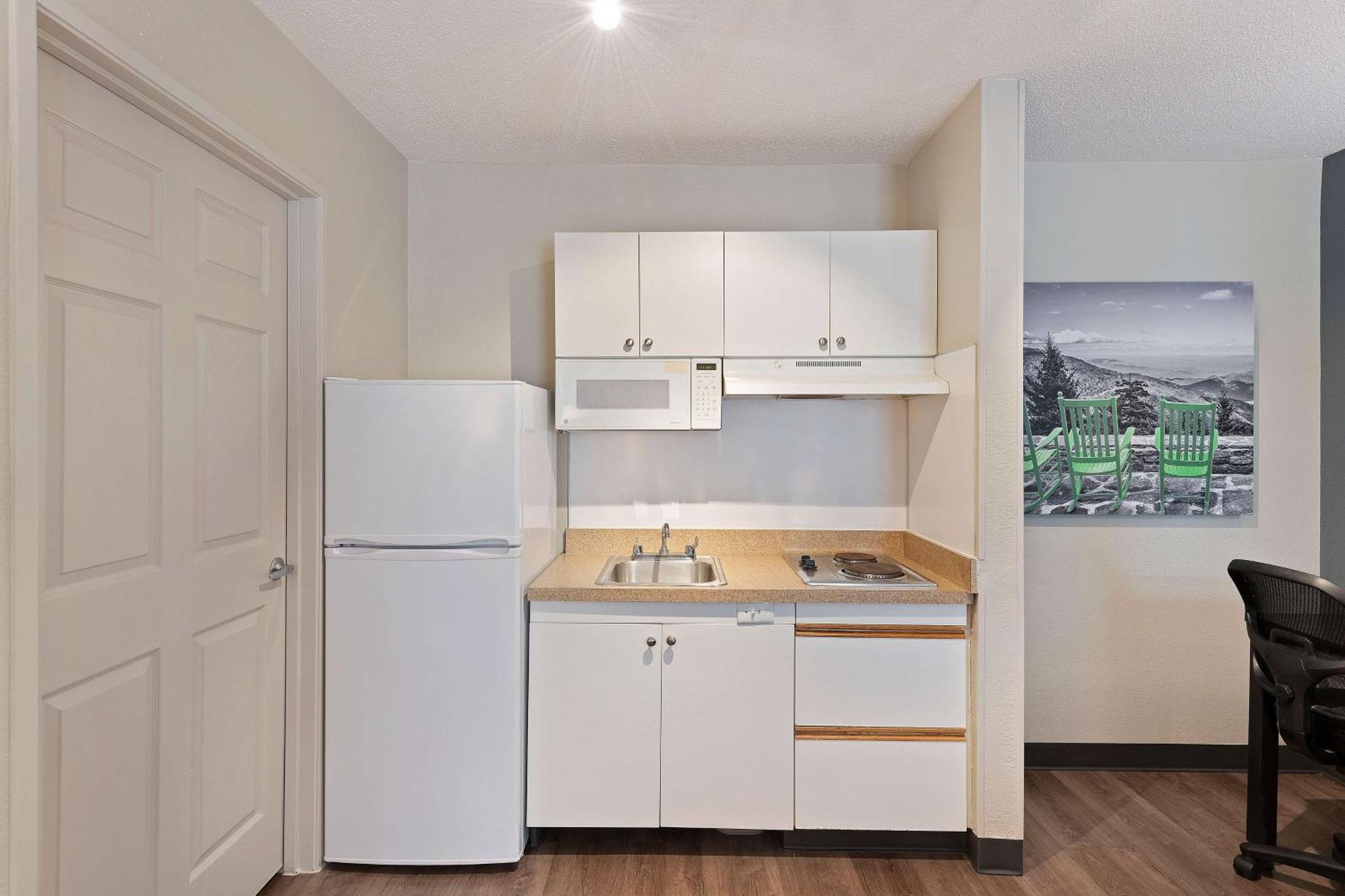 Extended Stay America Select Suites - Charlotte - Airport Ngoại thất bức ảnh