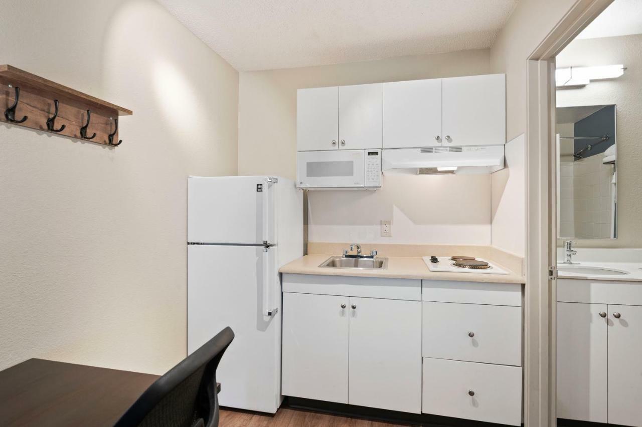 Extended Stay America Select Suites - Charlotte - Airport Ngoại thất bức ảnh